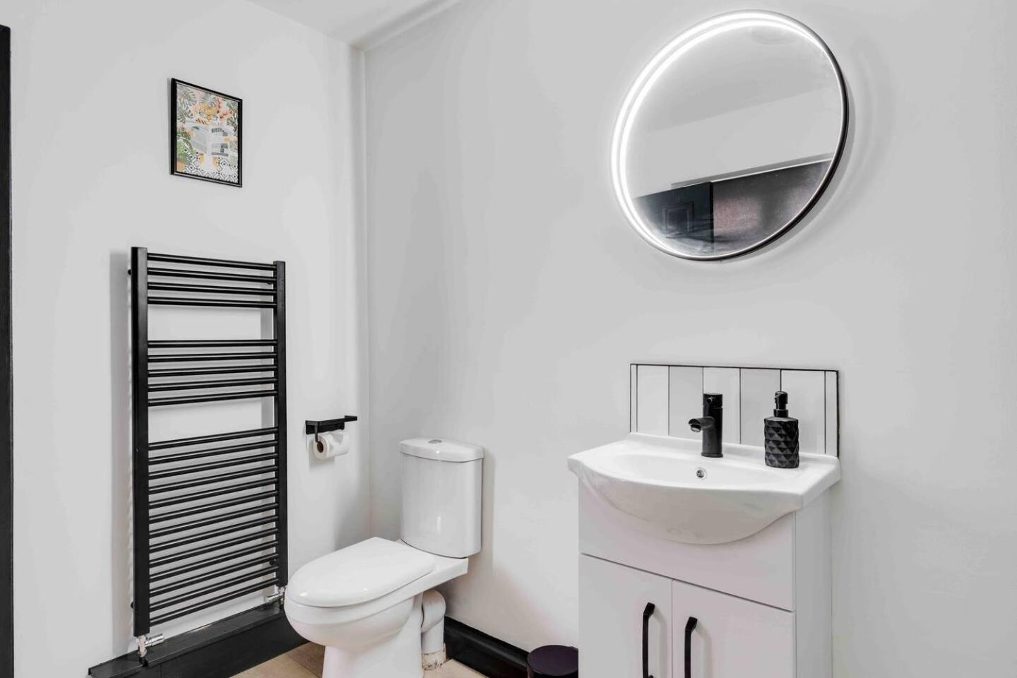 3-Bed Scouse House Near Anfield & Goodison Villa Liverpool Kültér fotó