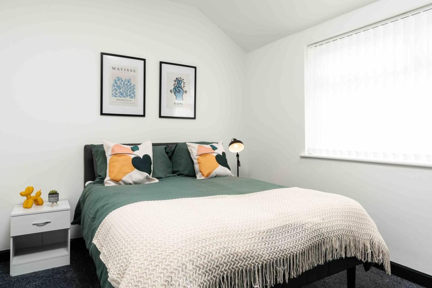 3-Bed Scouse House Near Anfield & Goodison Villa Liverpool Kültér fotó