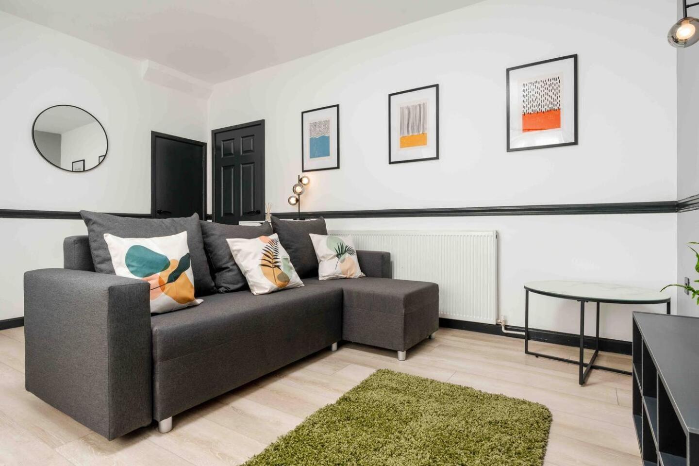3-Bed Scouse House Near Anfield & Goodison Villa Liverpool Kültér fotó